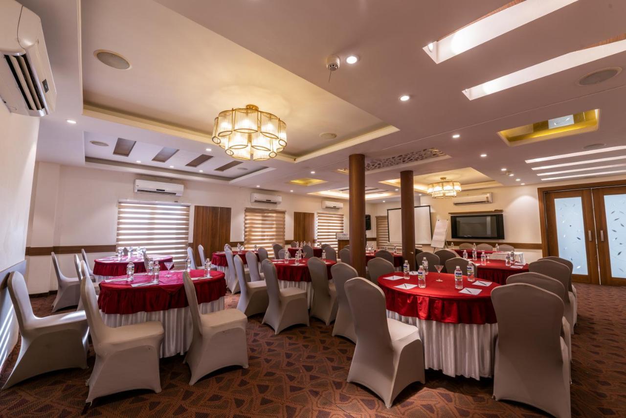 Click Hotel Nashik Εξωτερικό φωτογραφία