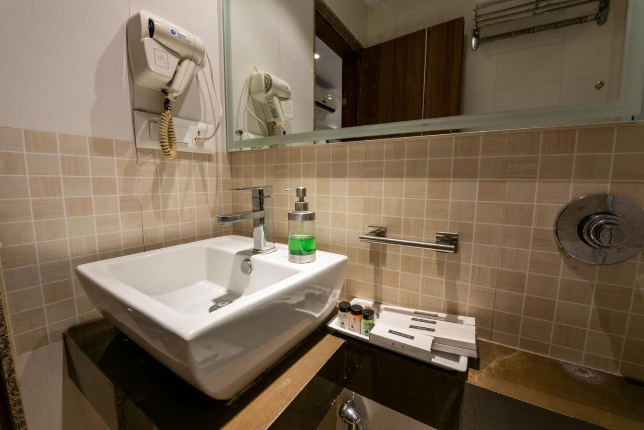 Click Hotel Nashik Εξωτερικό φωτογραφία